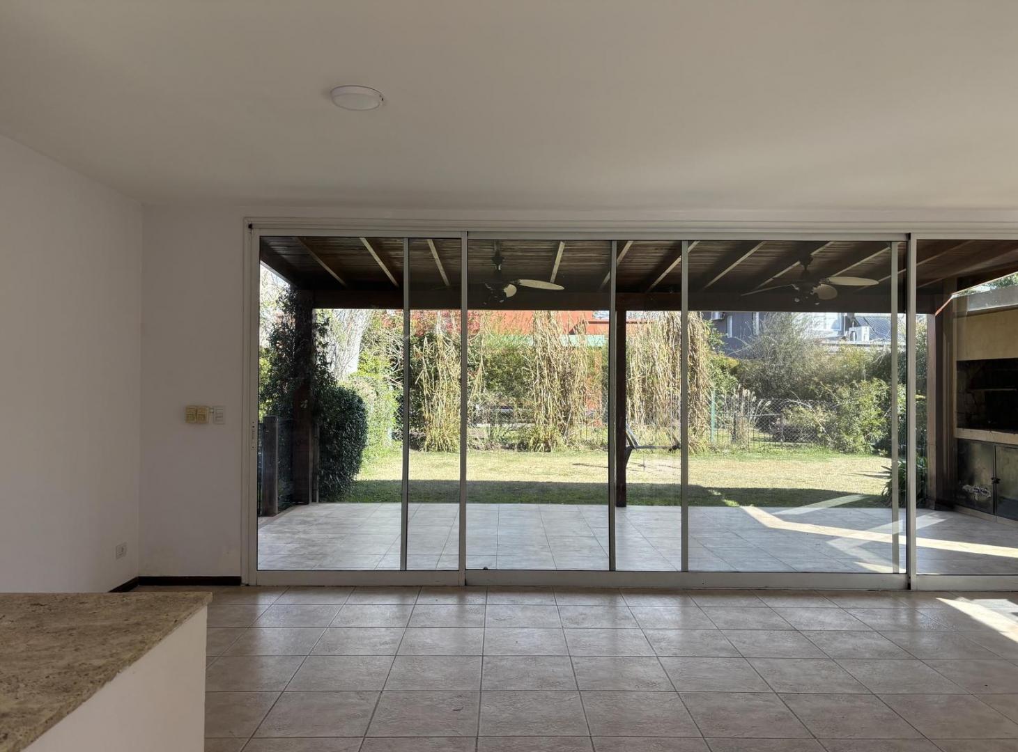Casa en Alquiler Anual en Santa Maria De Los Olivos