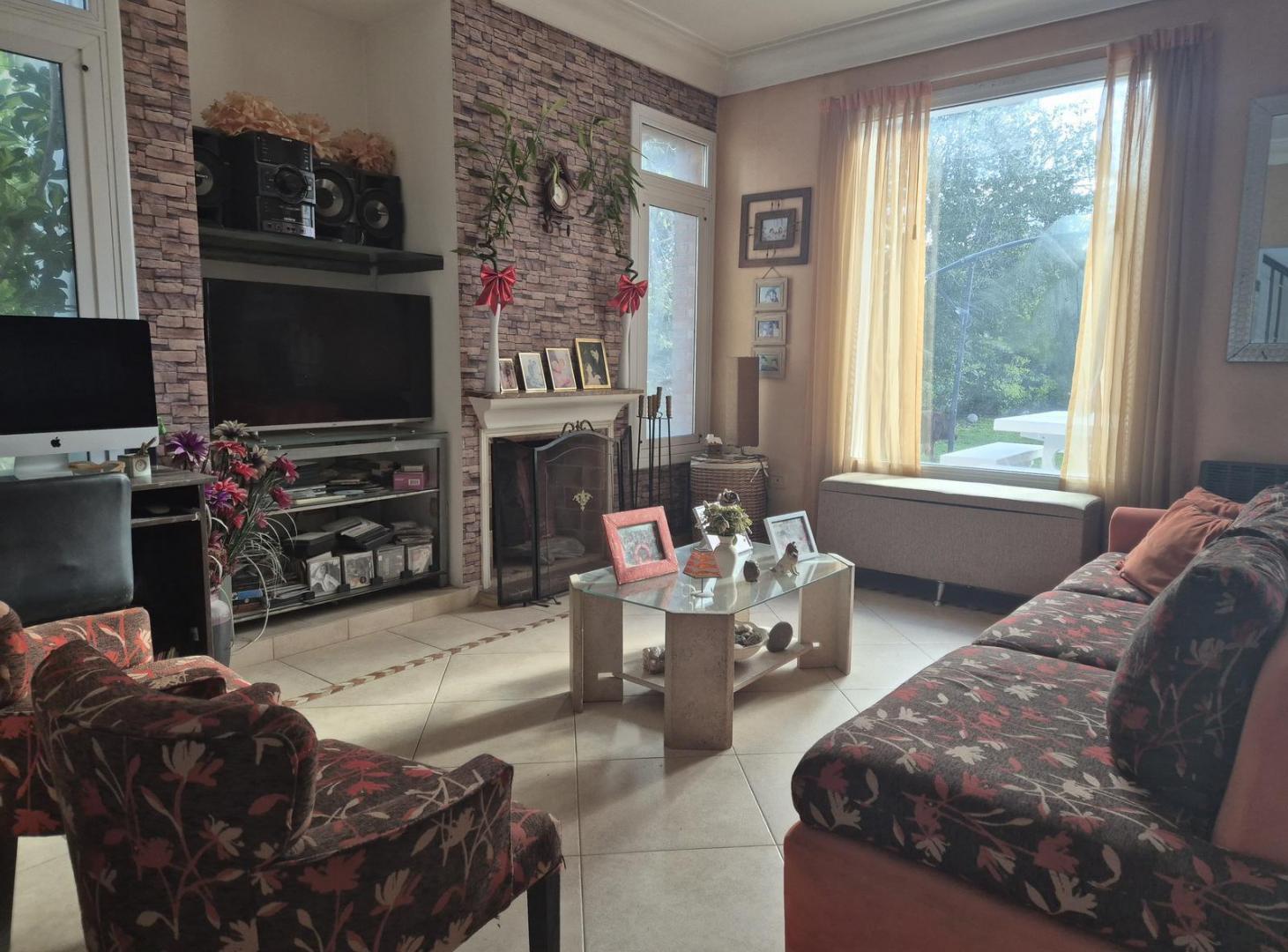 Foto de Oportunidad! Casa en Venta en Lote Central en Santa Bárbara, imagen 4