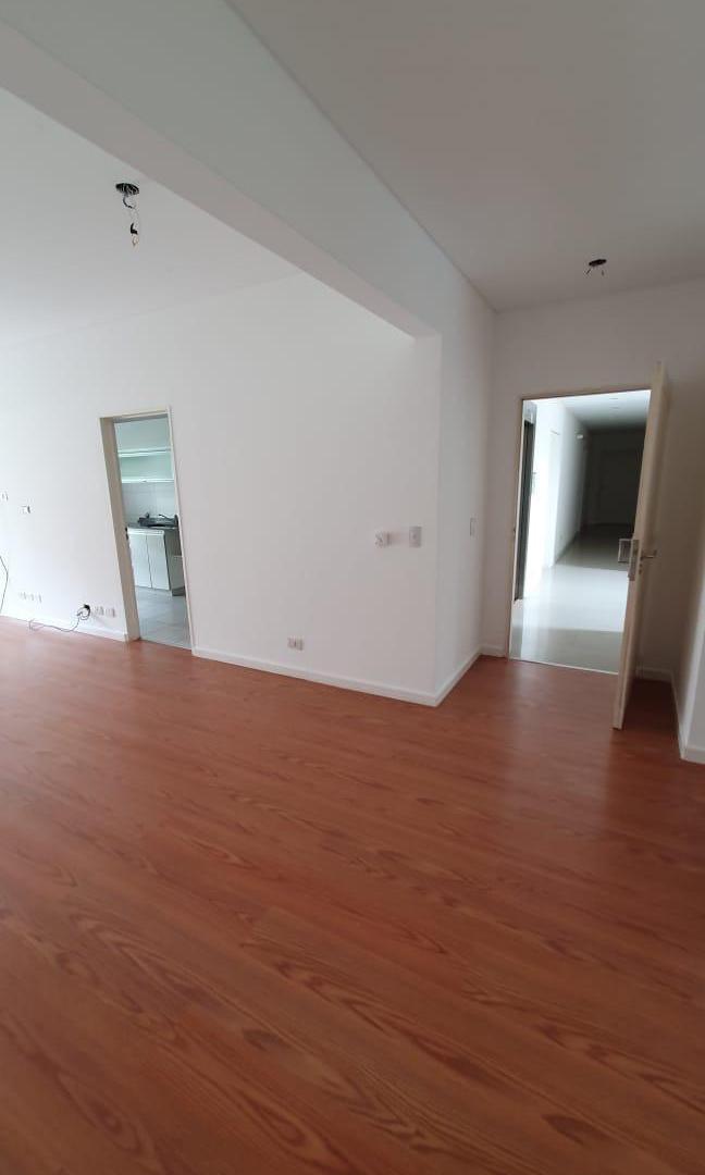 Foto de Departamento en Planta Baja con Jardín en Alquiler en Condominio, imagen 3