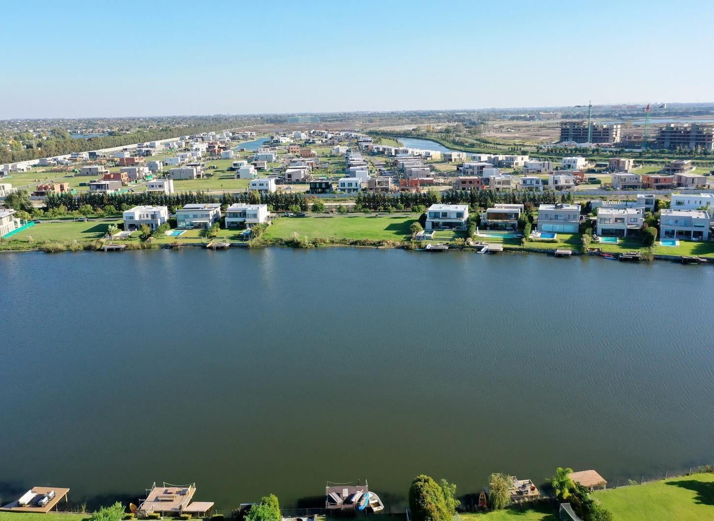 Foto de Lote al Lago en Venta en Barbarita, imagen 2