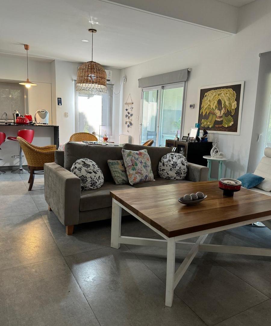 Foto de Impecable Casa en venta en el Barrio Cerrado Santa Catalina - Villa, imagen 4
