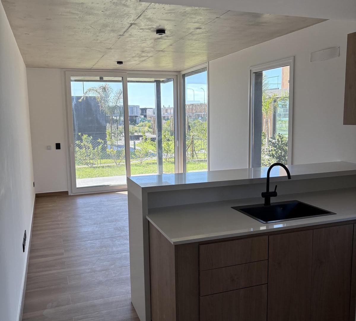 Foto de Departamento en Alquiler con Jardín en Milennia - Nordelta, imagen 3