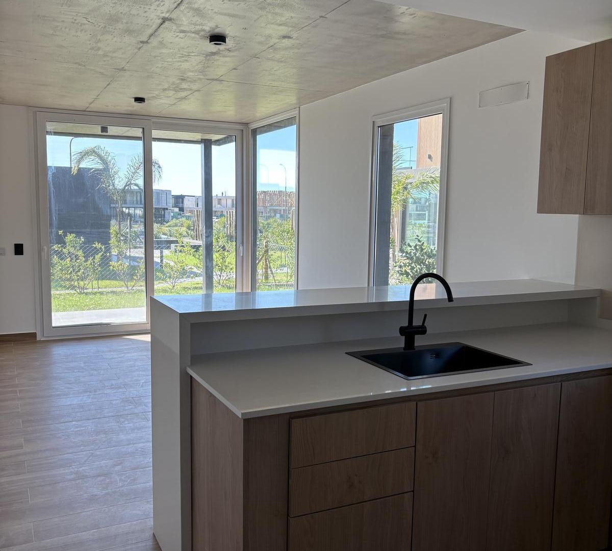 Foto de Departamento en Alquiler con Jardín en Milennia - Nordelta, imagen 4