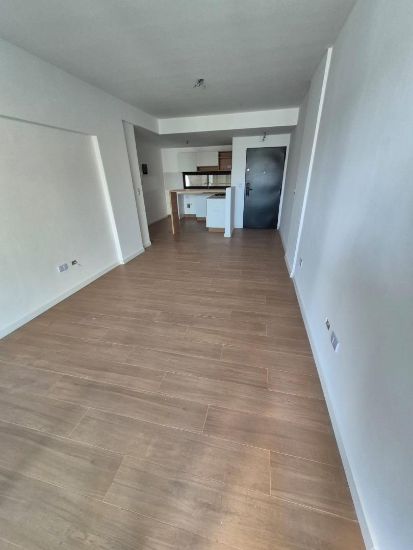 Foto de DEPARTAMENTO 2 AMBIENTES CON BALCON CON PARRILLA, imagen 4