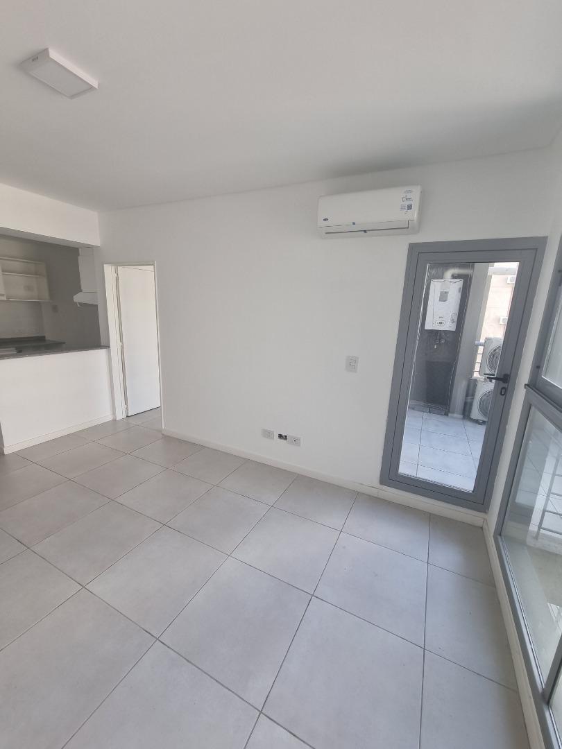 Foto de DEPARTAMENTO 2 AMBIENTES CONTRAFRENTE 2 BAÑOS BALCON CORRIDO, imagen 5