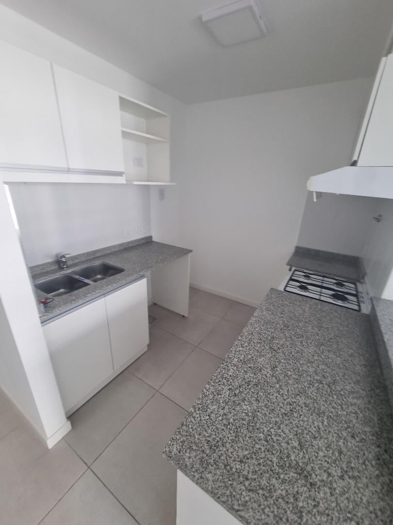 Foto de DEPARTAMENTO 2 AMBIENTES CONTRAFRENTE 2 BAÑOS BALCON CORRIDO, imagen 4