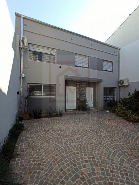 Duplex 4 ambientes olivos