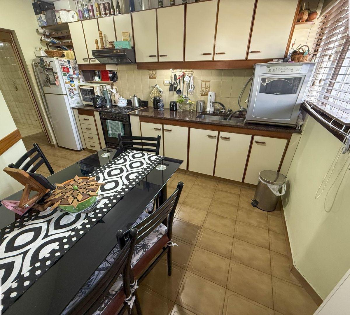 Casa 7 Ambientes o Mas. | General B Ohiggins Al 600 2