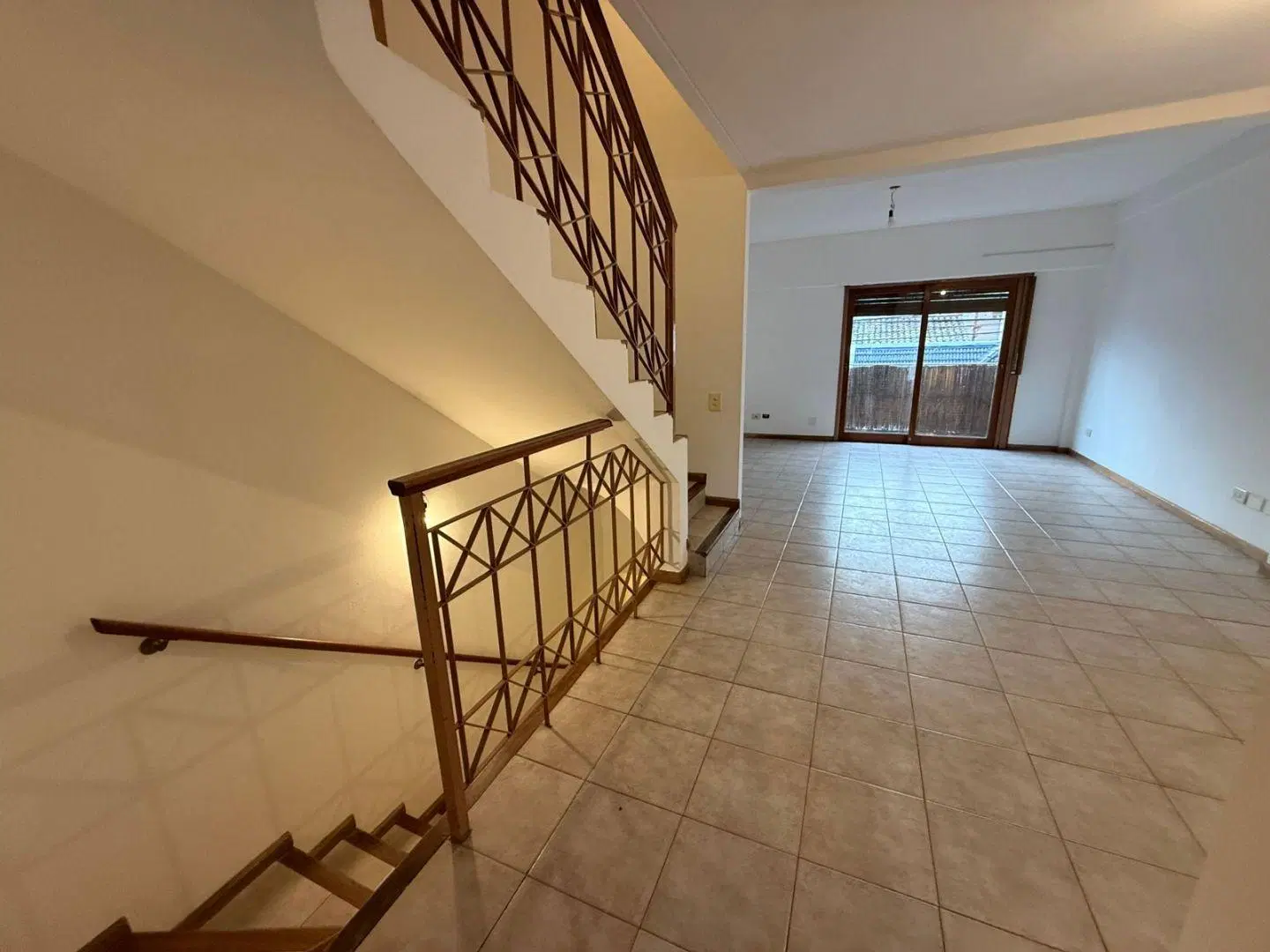 Casa 4 ambientes. | ramon castro al 2700 2