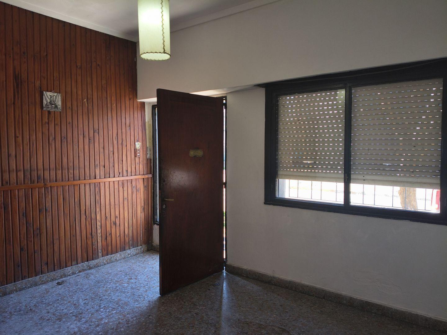 Foto de Casa 4 ambientes 2 dormitorios. | JUJUY al 5200, imagen 3
