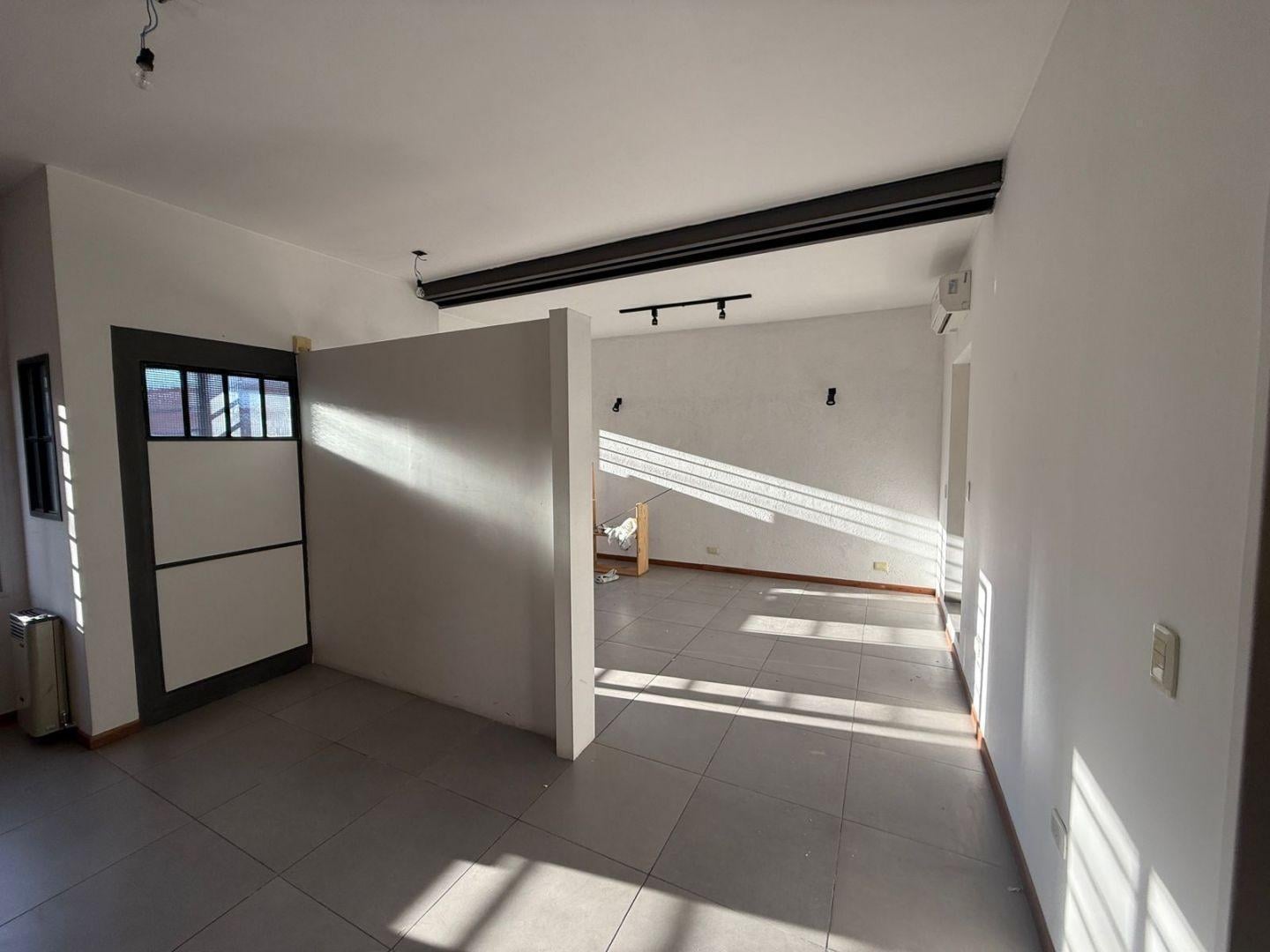Foto de Casa 2 ambientes. | ernesto carrera al 1700, imagen 2