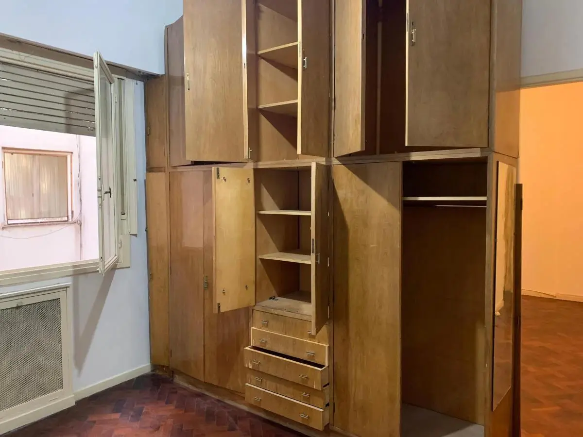 Venta Departamento de 40 m² 2 ambientes- Monserrat - Bernardo Irigoyen y Adolfo Alsina 2