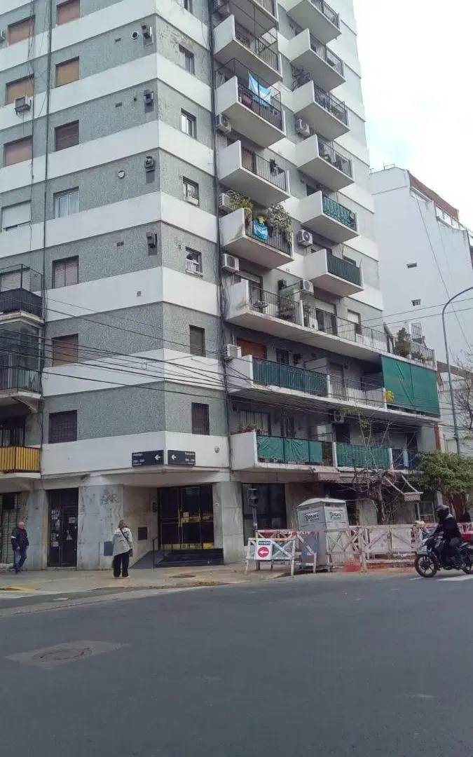 Monoambiente de 31 m² Luminoso excelente ubicación ctfre-Caballito- Neuquen y Hidalgo 5