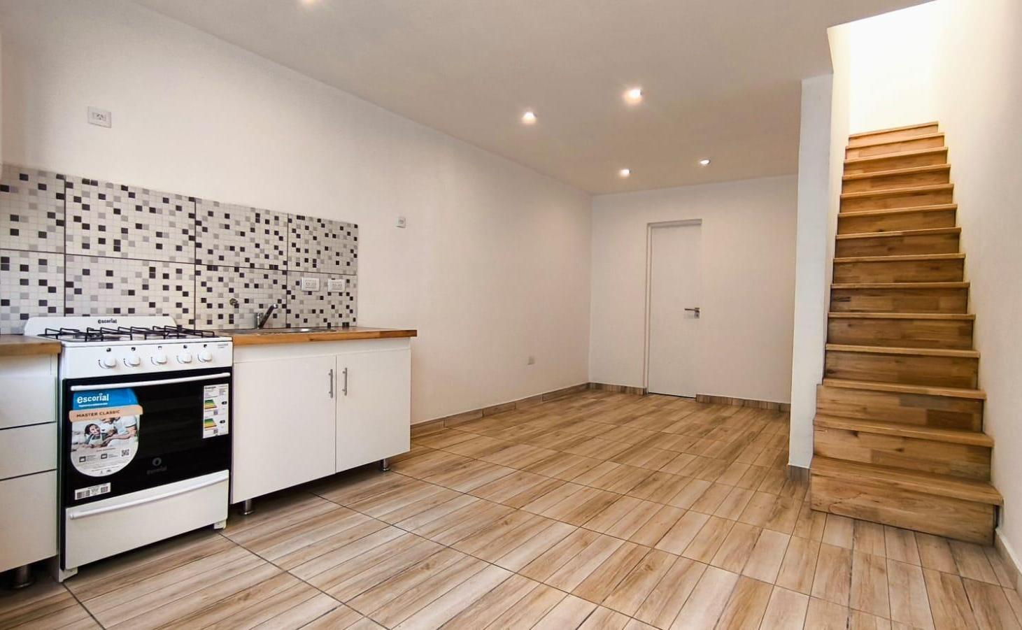 Foto de PH en Venta en Plaza Rocha, imagen 2