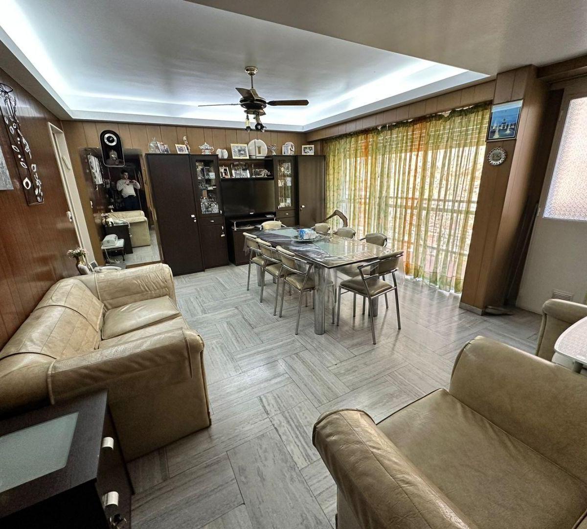 Departamento 5 Ambientes. | Avellaneda Al 2800 2