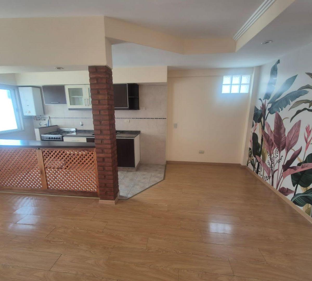 Foto de EN VENTA 2 AMBIENTES CON COCHERA, imagen 5