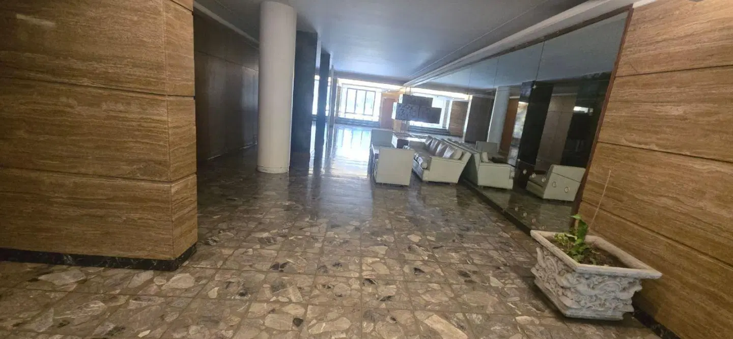 VENTA SEMIPISO 4 AMBIENTES FRENTE AL JARDÍN BOTÁNICO OPORTUNIDAD!!! 2