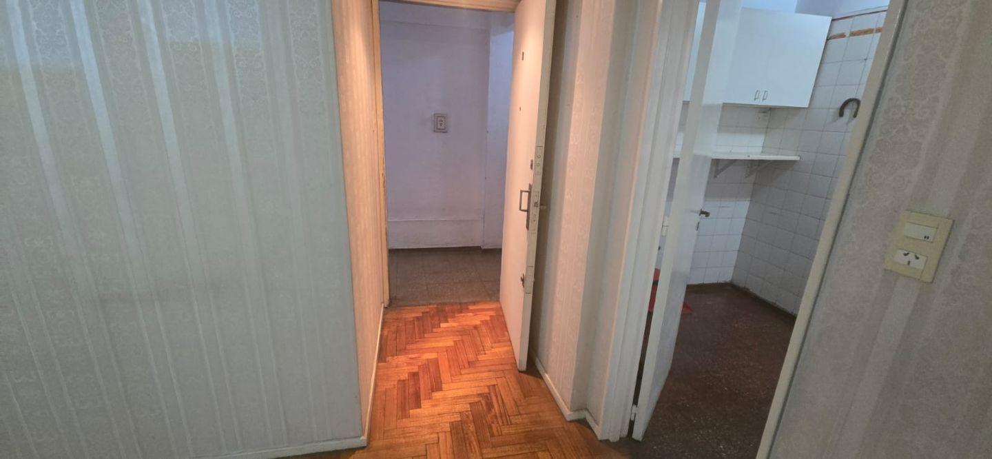 Foto de BALVANERA 2 AMBIENTES VENTA OPORTUNIDAD, imagen 2
