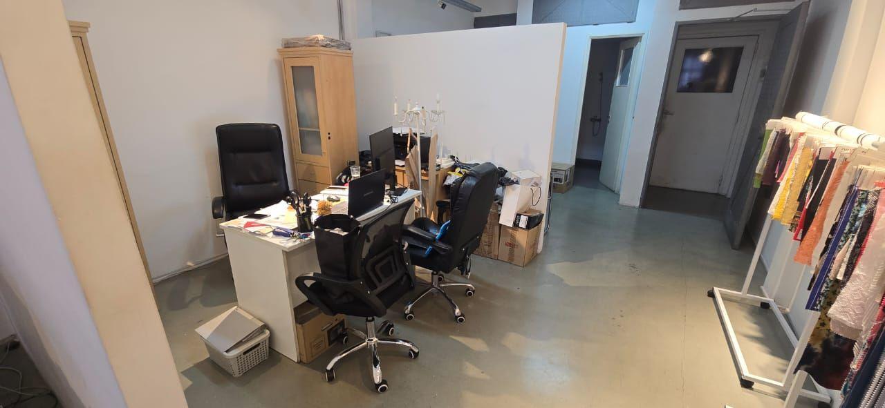 Foto de BALVANERA VENTA OFICINA OPORTUNIDAD!!!, imagen 3