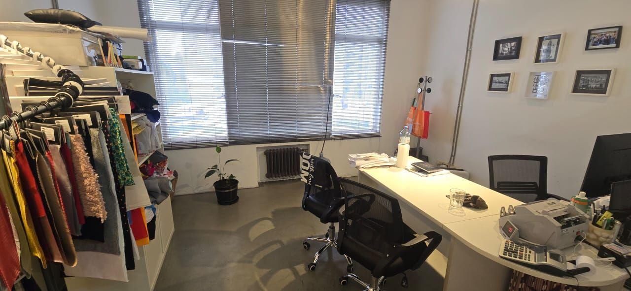 Foto de BALVANERA VENTA OFICINA OPORTUNIDAD!!!, imagen 4