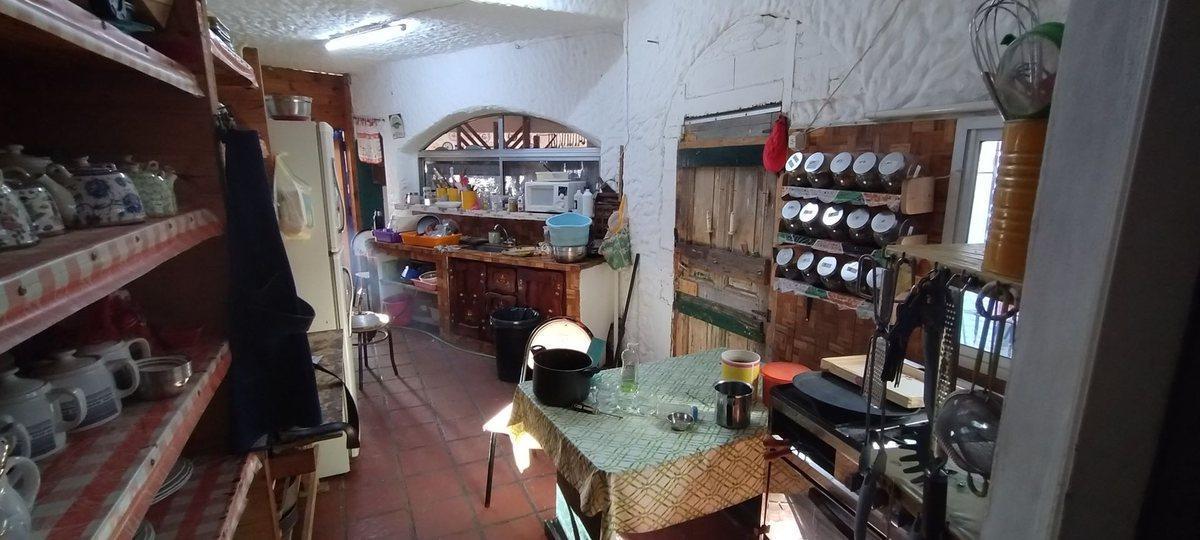 Venta Local Gastronomico y Dos Deptos Escritura 2