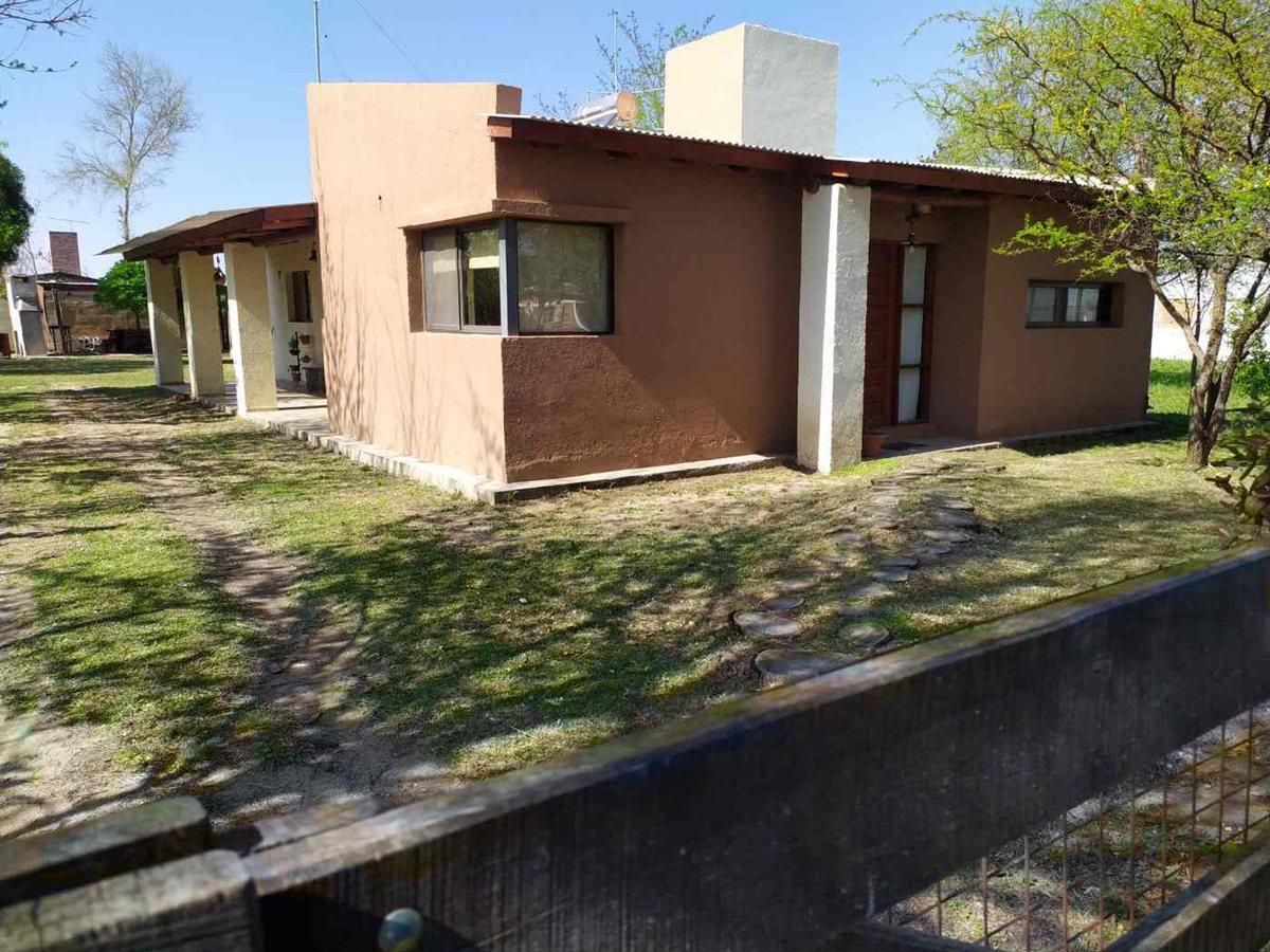 Venta Casa 3 Dorm con Pileta Anisacate 4