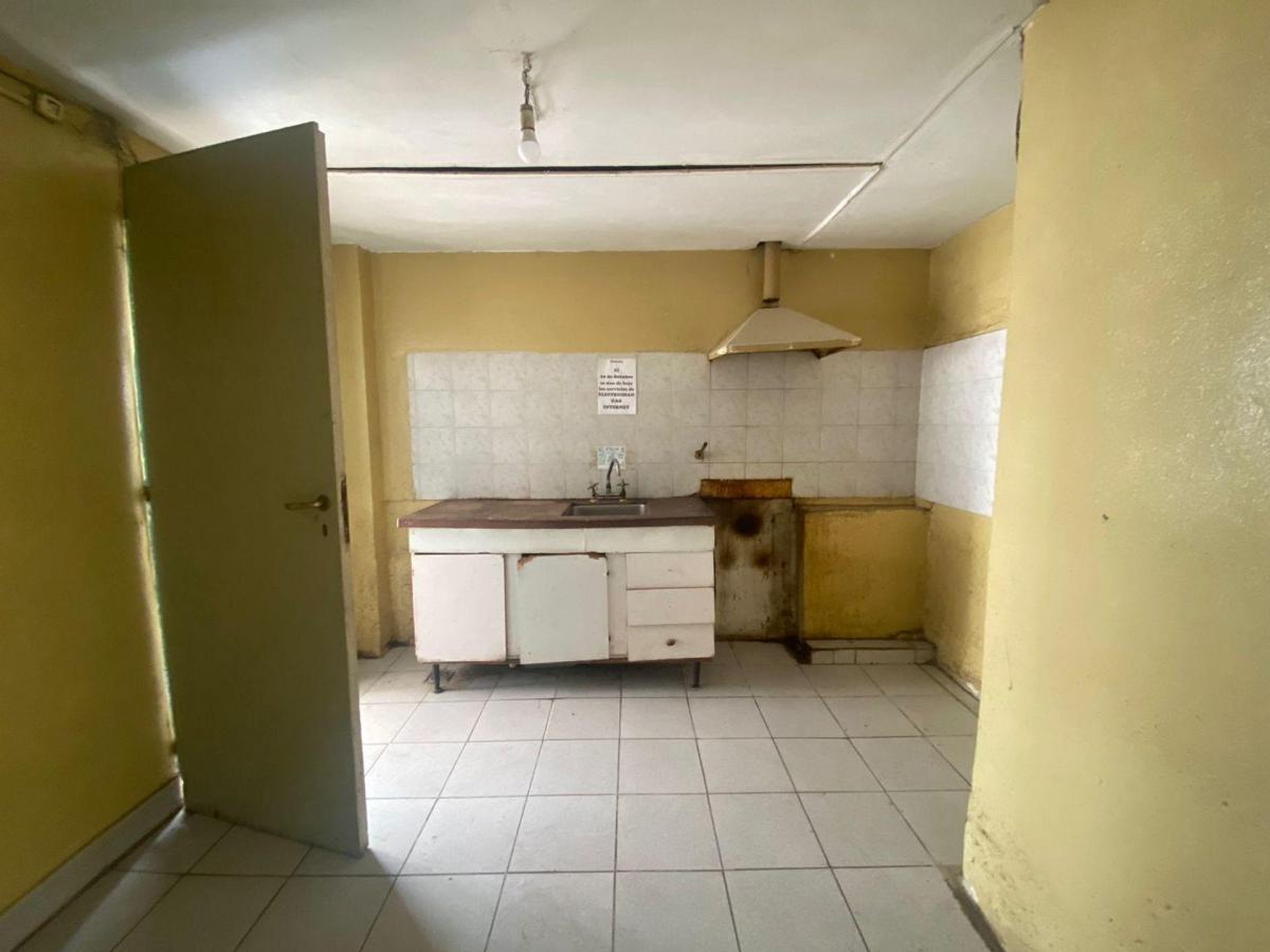 Venta Casa a Reciclar Guemes 2