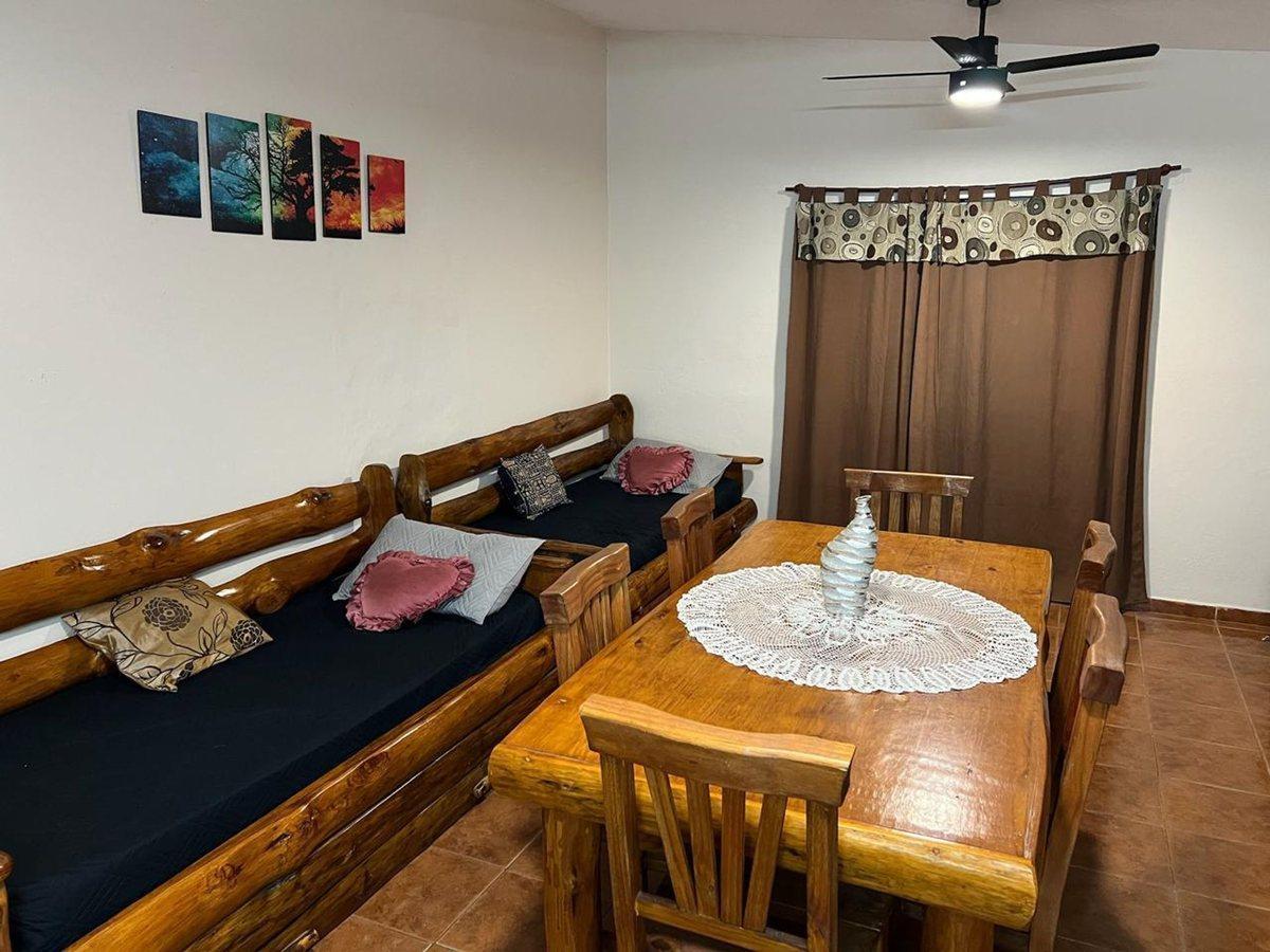 Vendo Casas en Villa Sta Cruz del Lago con Pileta 3