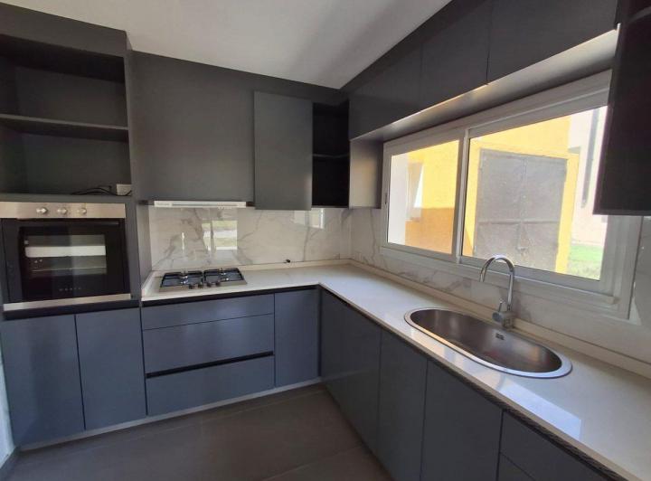 VENTA CASA 3D QCHO PILETA B LAS CORZUELAS UNQUILLO 4