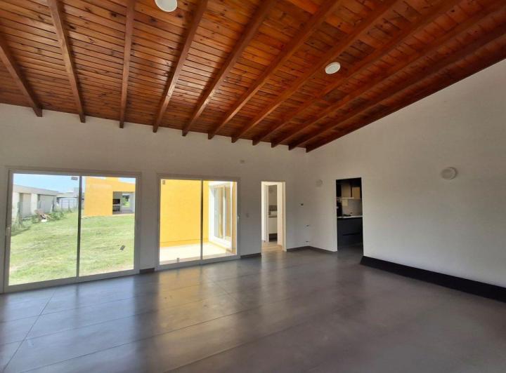 VENTA CASA 3D QCHO PILETA B LAS CORZUELAS UNQUILLO 2