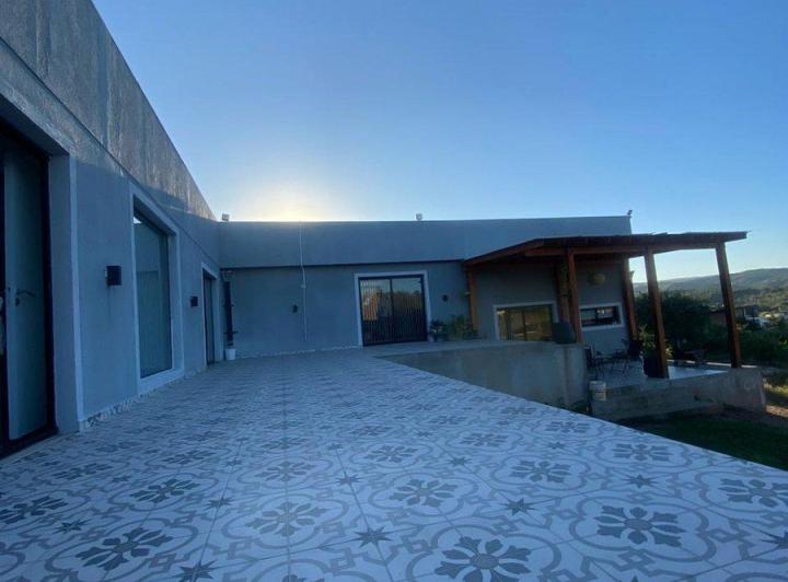 VENTA CASA TANTI BARRIO PRIVADO KEOKEN 3 DOR 2B 2