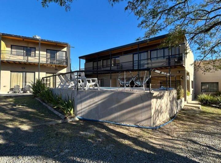 DEPARTAMENTO EN VENTA TANTI 2