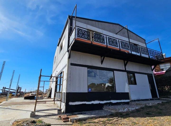 VENTA CASA A TERMINAR 5 DORM EN TANTI PUNILLA 4