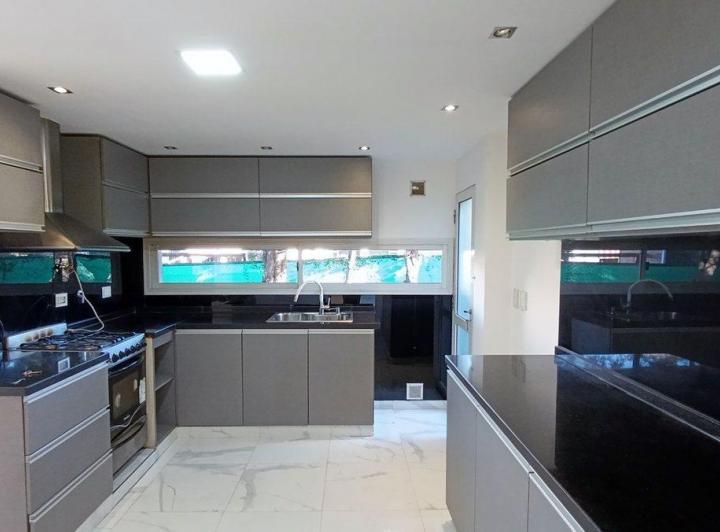 VENTA DE CASA 3 DORM EN SAN ISIDRO VILLA ALLENDE 2