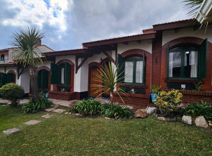 VENTA COMPLEJO EN VILLA CARLOS PAZ CON PILETA 1