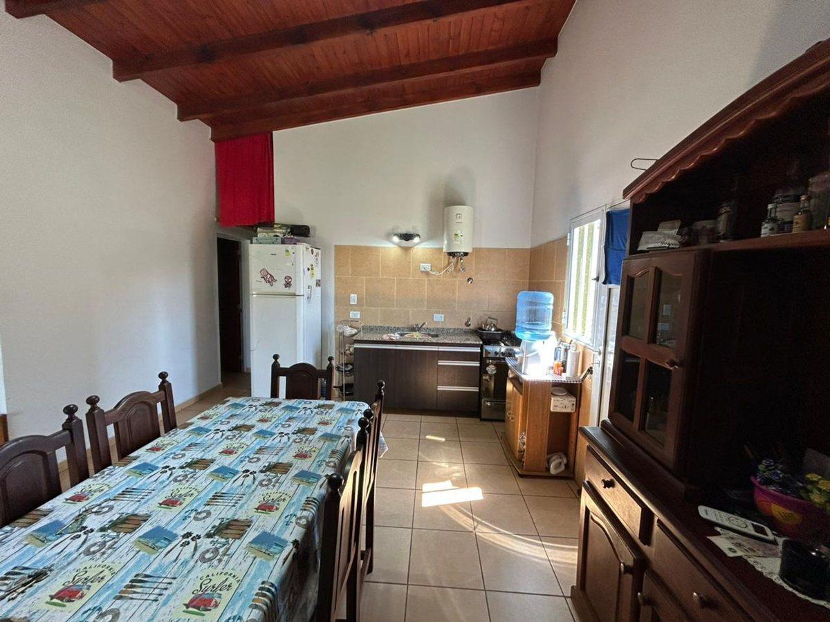 VENTA COMODA CASA 1 DORM SANTA MONICA