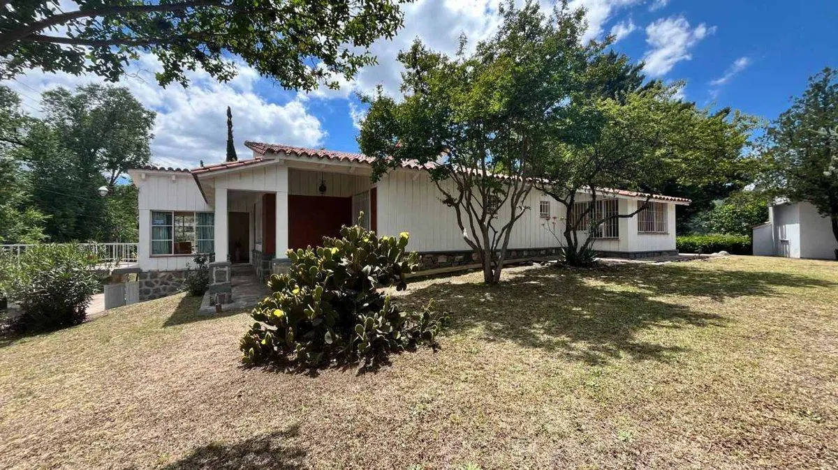 VENTA CASA 4 DOR 2 BAÑOS PARQUE EN VALLE HERMOSO 4