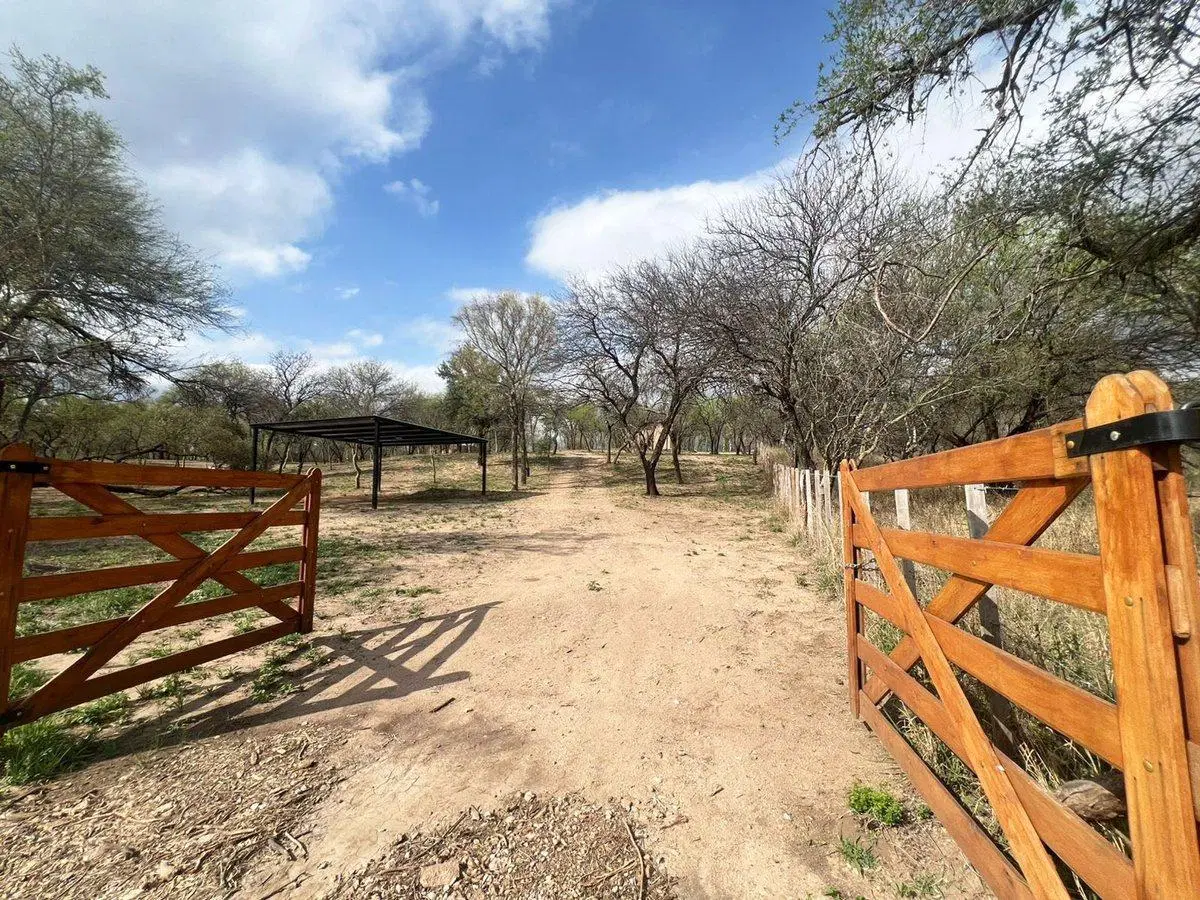 VENTA  2 CSAS A ESTRENAR 1 HA EN  SAN JAVIER 4