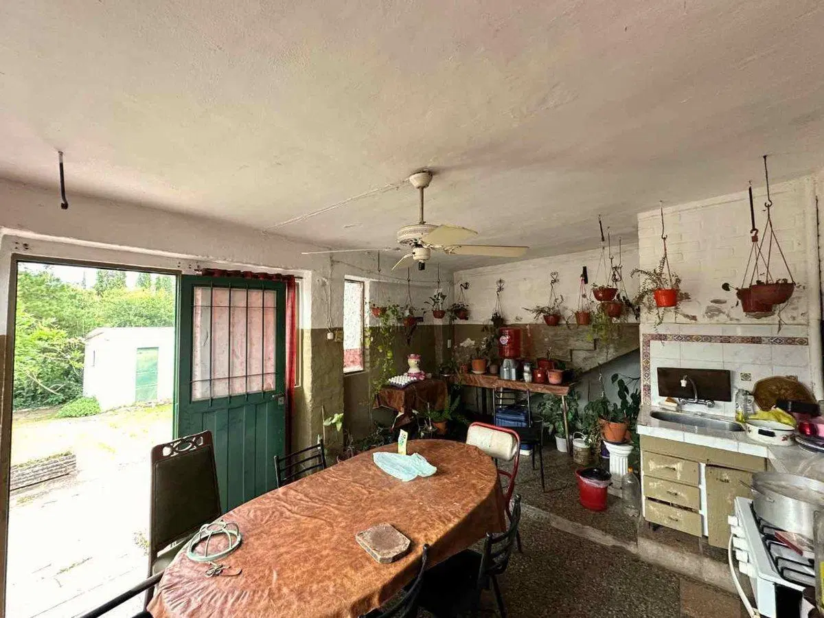 VENTA CASA TANTI 2 DORM PATIO PROXIMA AL RIO 5