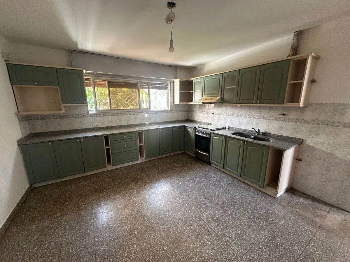 VENTA CASA 3 DORM 2 BAÑOS EN LOMA DE SAN MARTIN 3