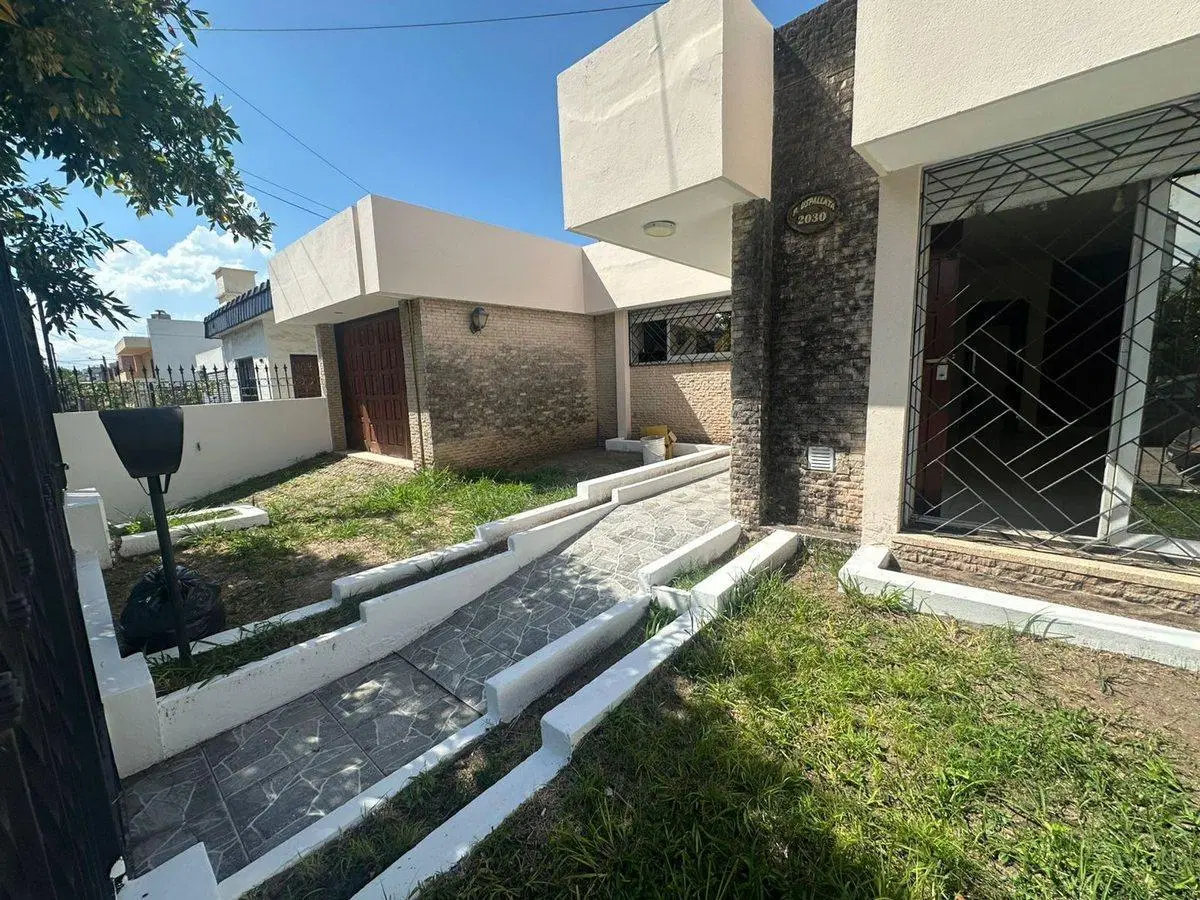 VENTA CASA 3 DORM 2 BAÑOS EN LOMA DE SAN MARTIN 5