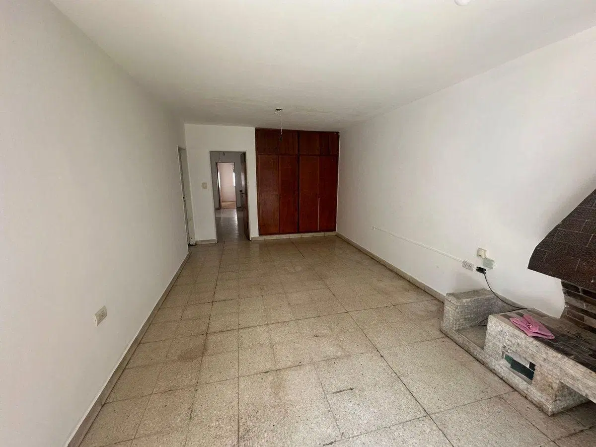 VENTA CASA 3 DORM 2 BAÑOS EN LOMA DE SAN MARTIN 4
