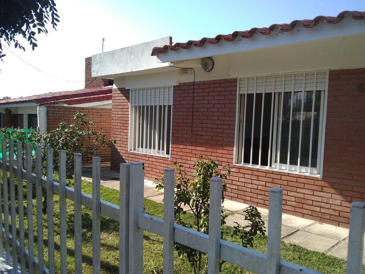 Venta casa 3 dormitorios Carlos Paz a 200 mtrs río