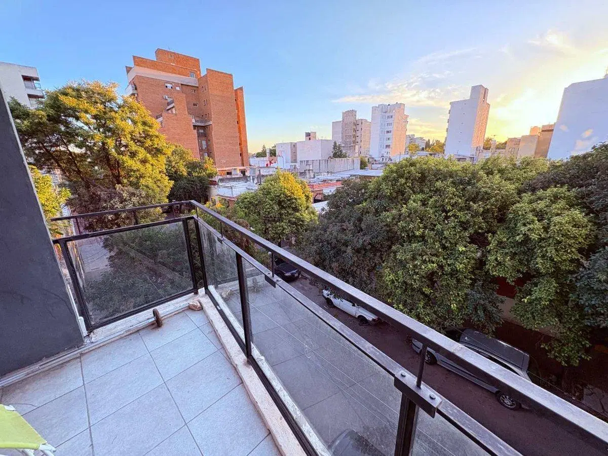 Venta departamento un dormitorio en Alto alberdi 2
