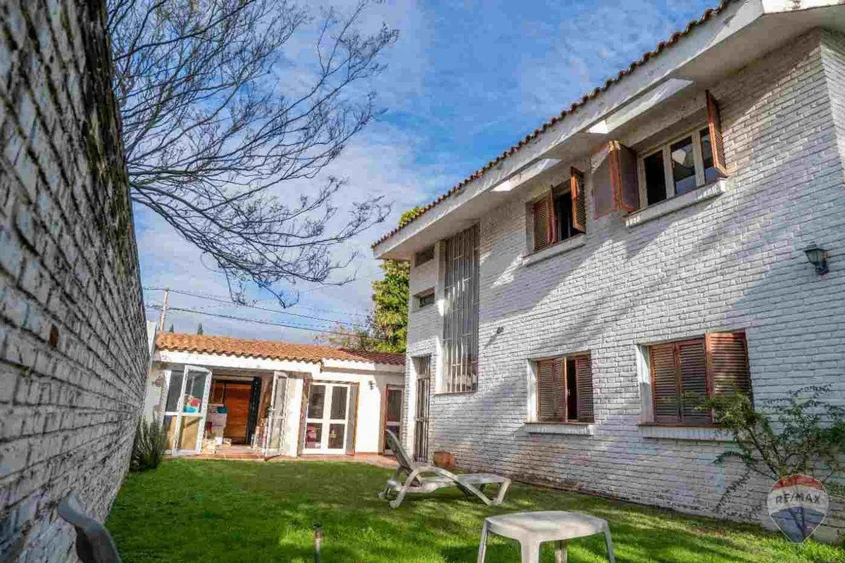 VENTA CASA 4D 3B COCH PQE PIL CERRO DE LAS ROSAS 4