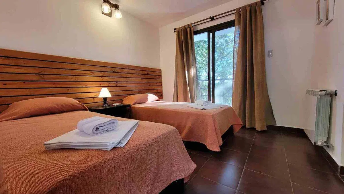 COMPLEJO TURISTICO CON CASONA VILLA EDEN LA FALDA 4