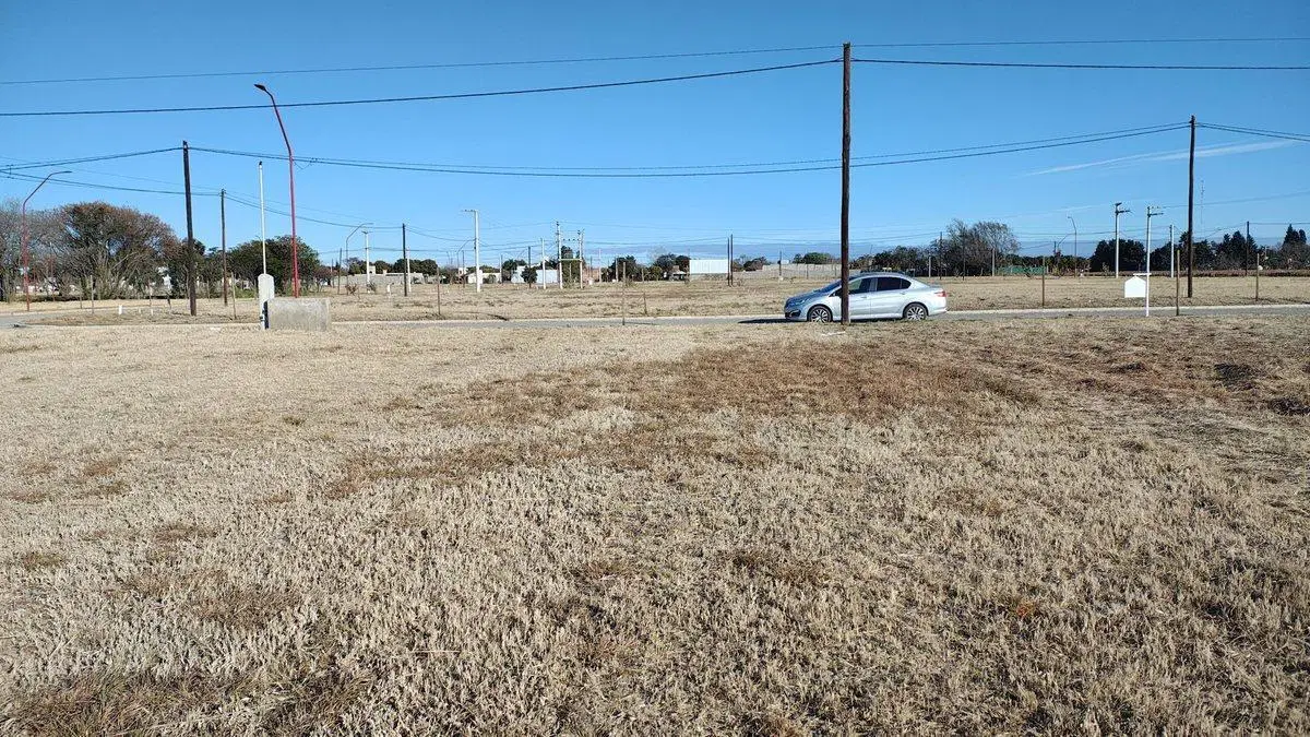 VENTA LOTE COLONIA TIROLESA CAMPOS DE LUJAN 504 M2 4