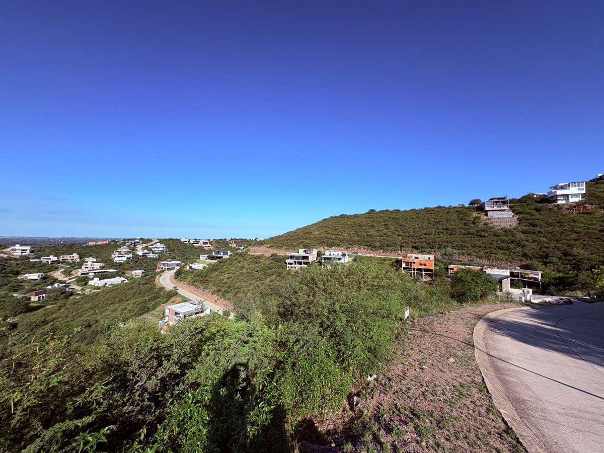 VENTA TERRENO LA CALERA LA DESEADA - PREMIUM