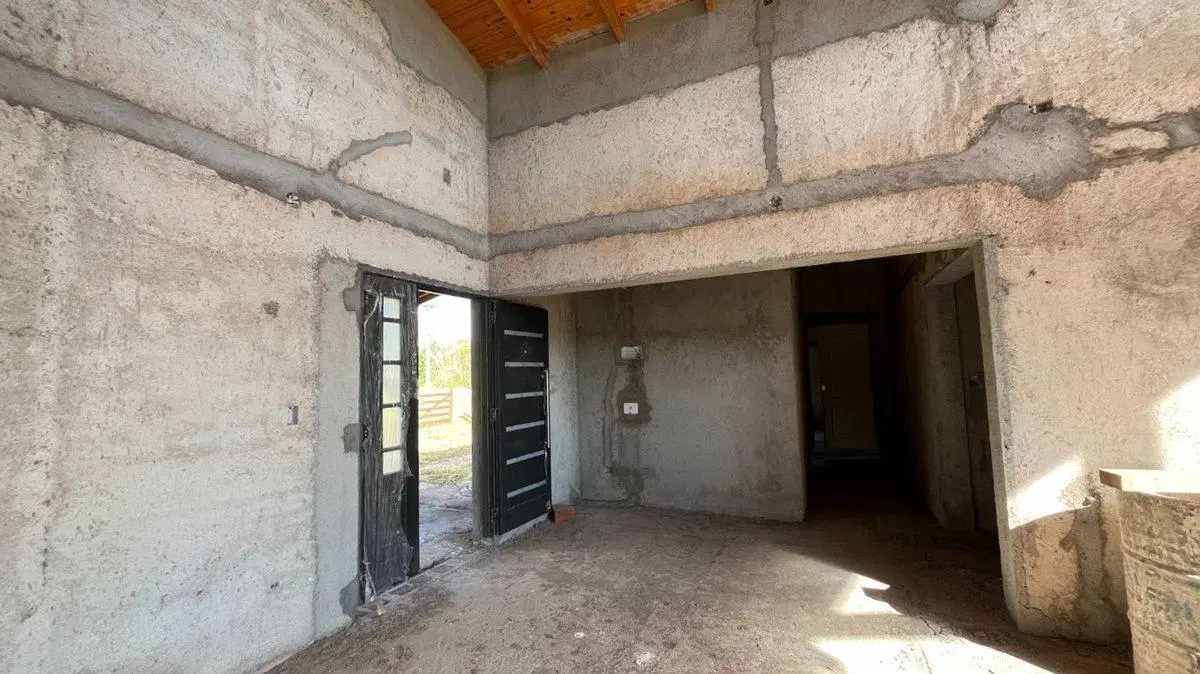 VENTA CASA 4 DORM 4 BAÑOS A TERMINAR EN V GIARDINO 2