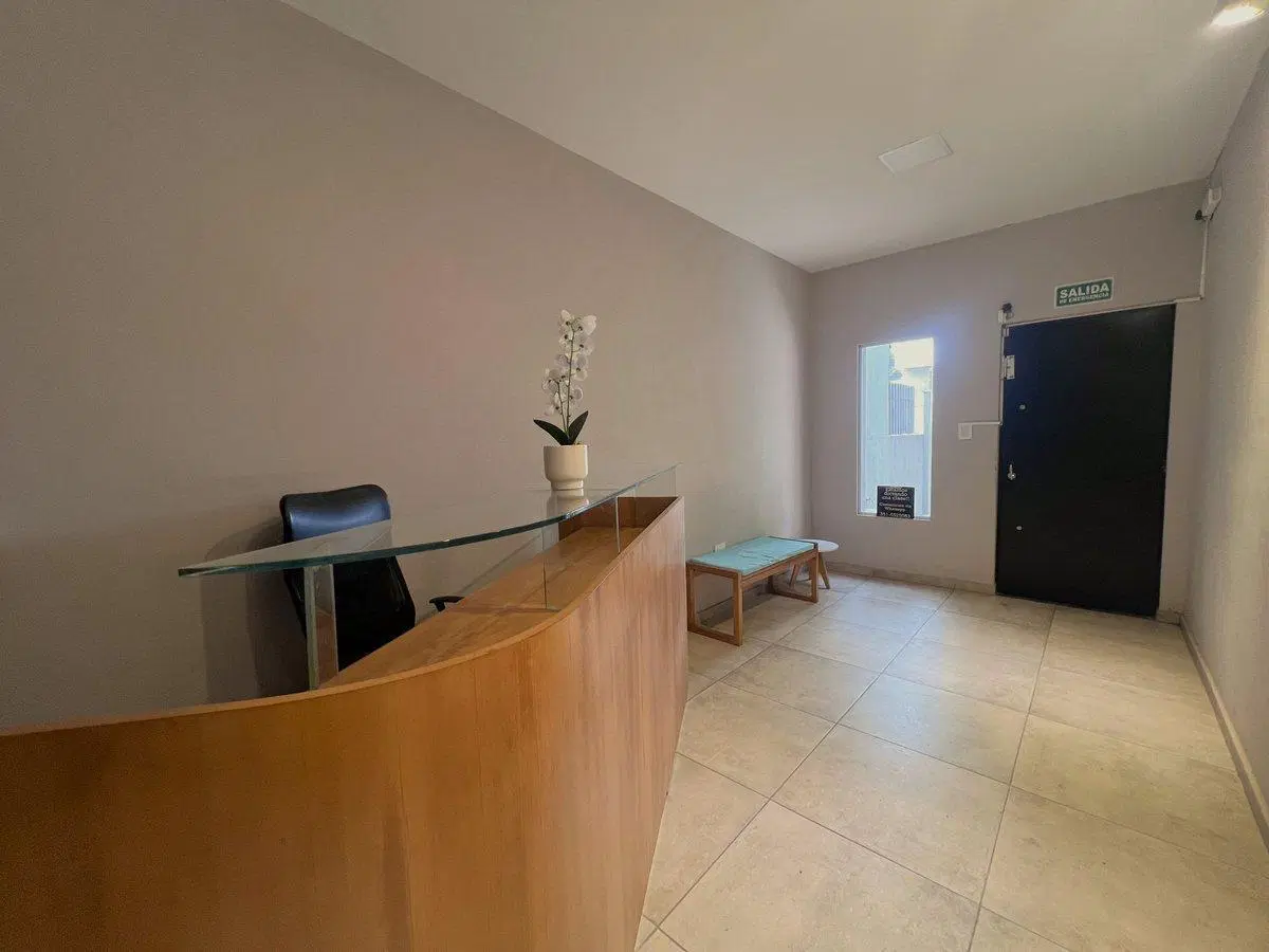 ALQUILER OFICINAS CONSULTORIOS BARRIO JARDIN 5